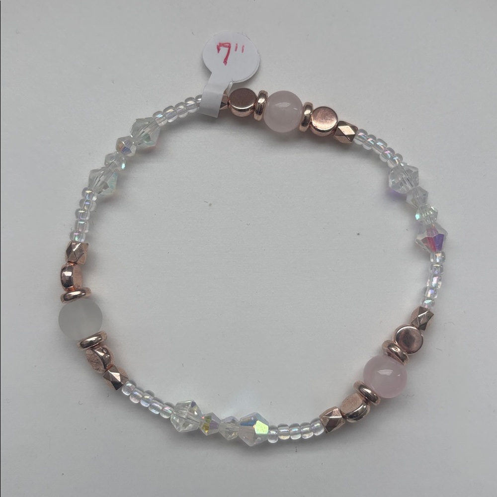 Elegant Rose Gold and Iridescent Beaded Bracelet
